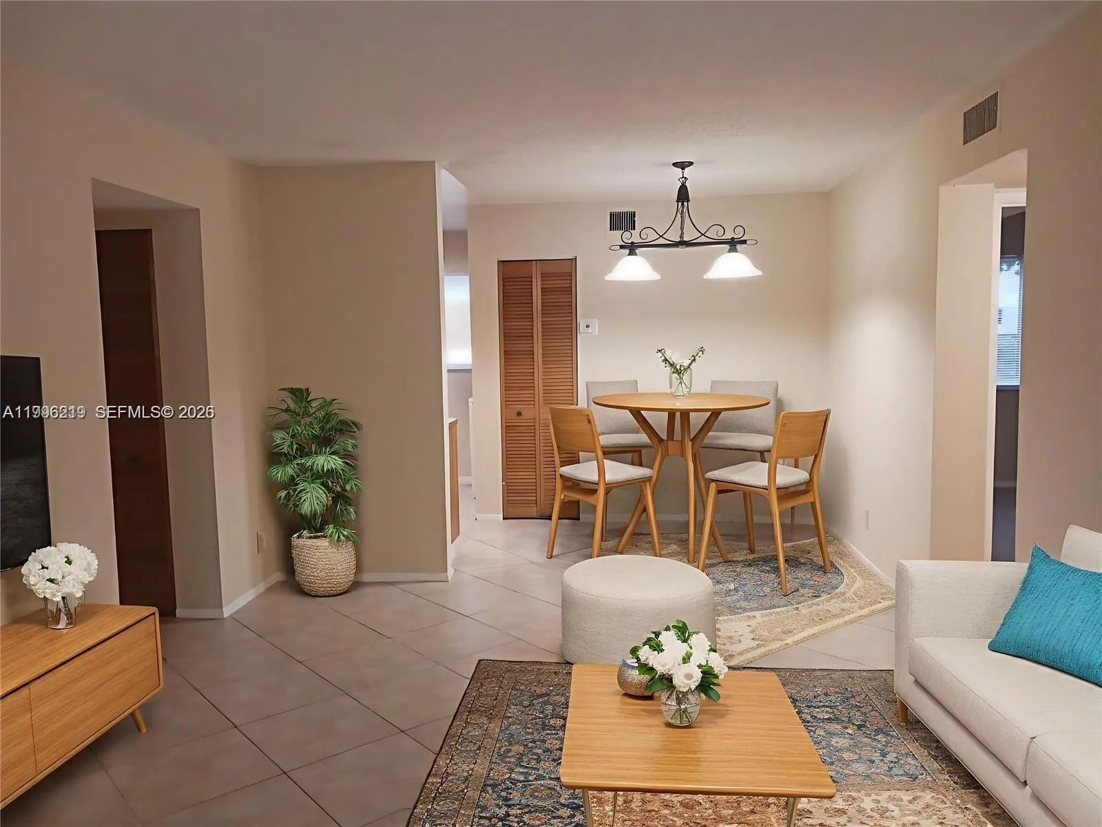 300 Gardens Dr # 106, Pompano Beach FL 33069