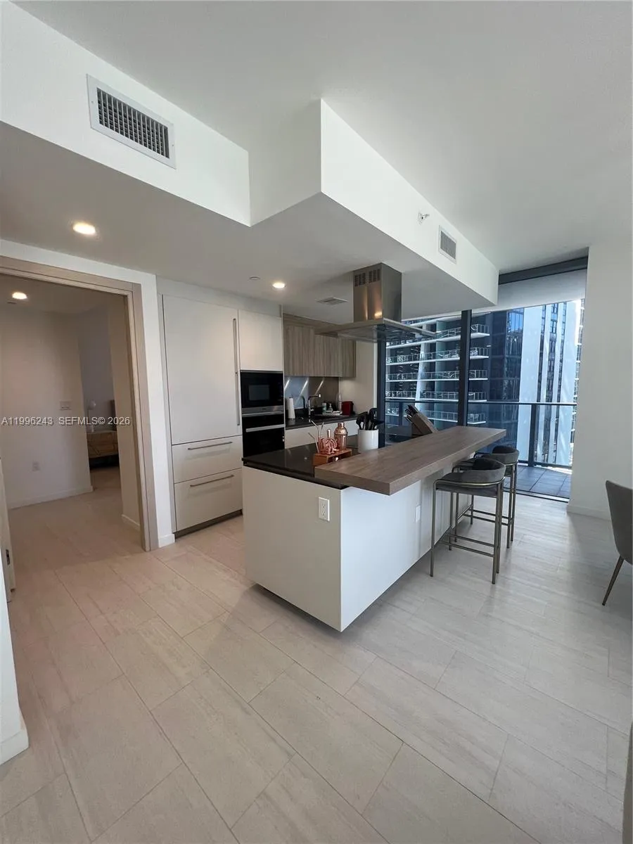 1000 Brickell Plaza # 2701, Miami FL 33131