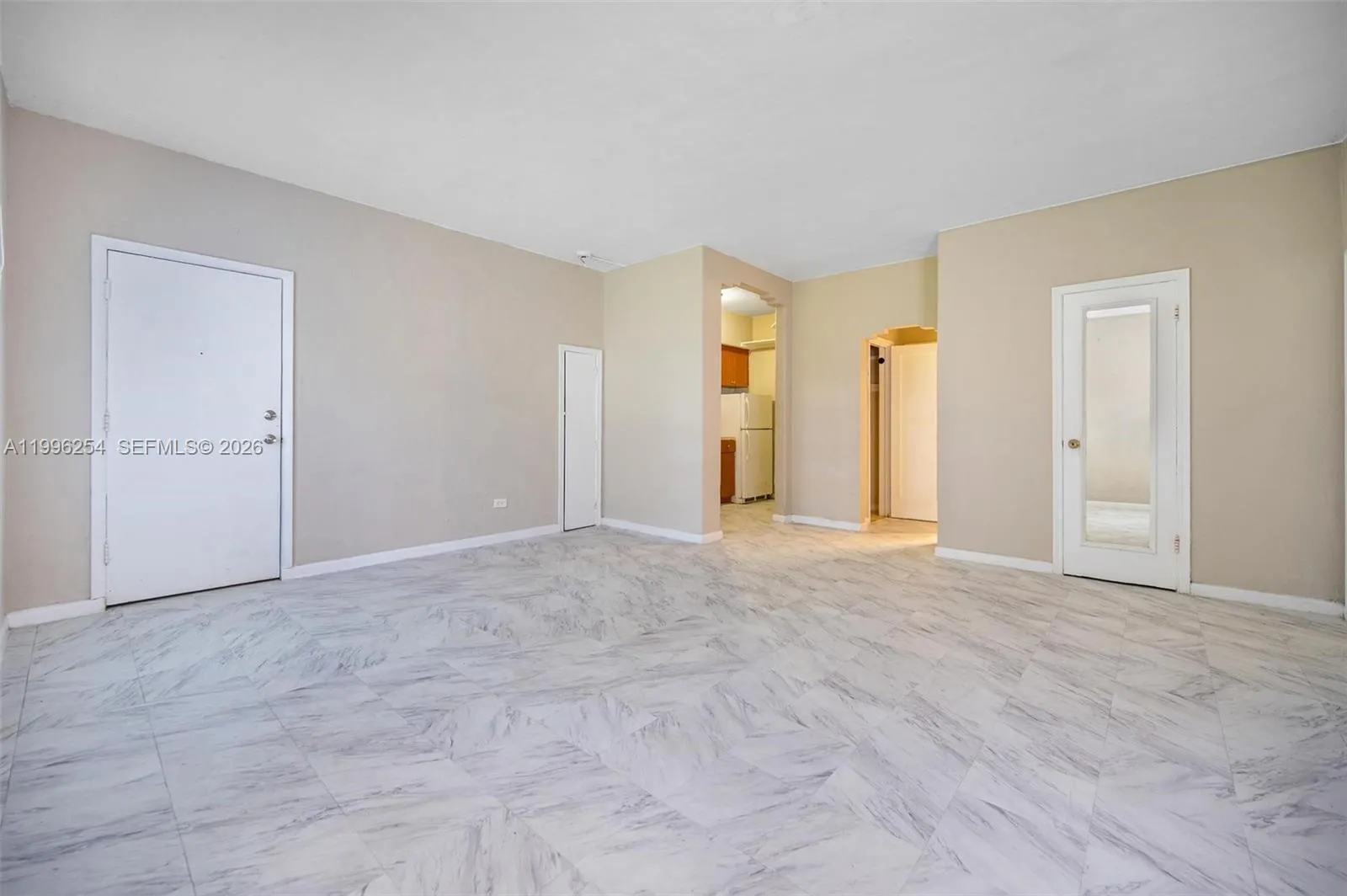 825 Alton Rd # 2, Miami Beach FL 33139