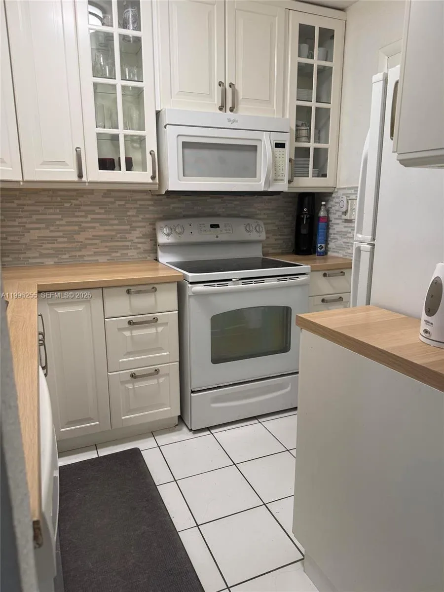 17050 NE 14th Ave # 315, Miami FL 33162