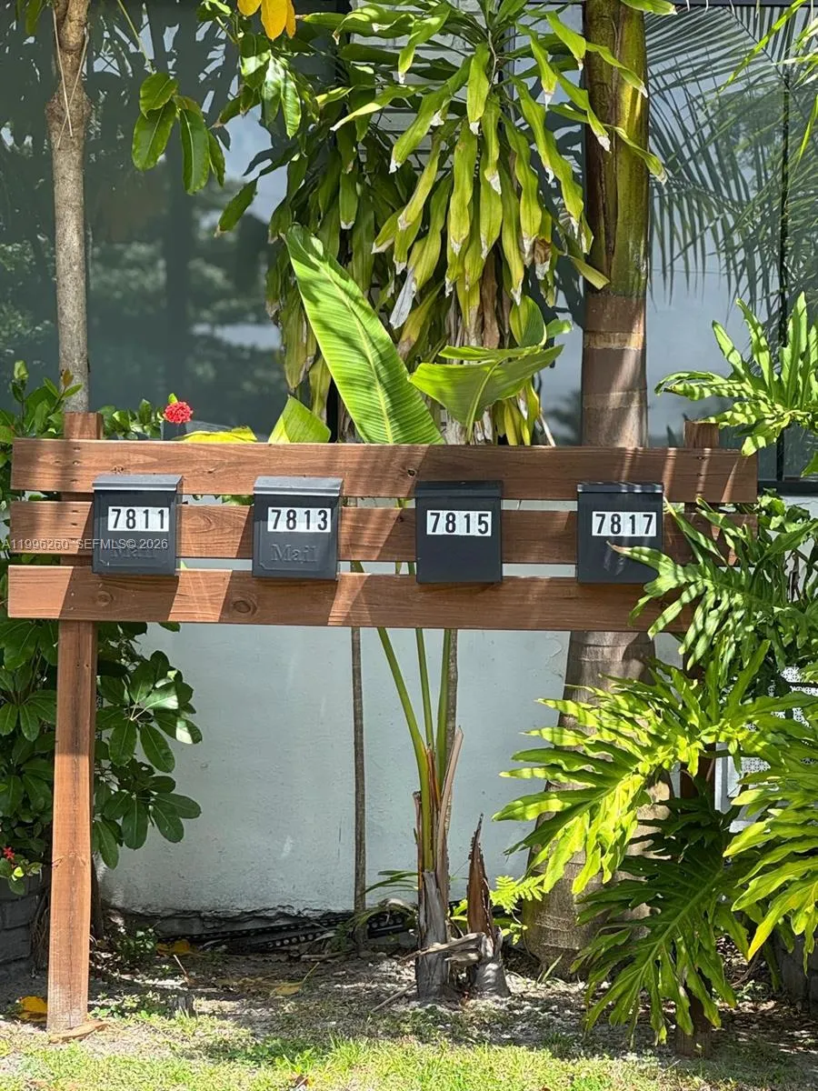 7811 NE 10th Ct, Miami FL 33138