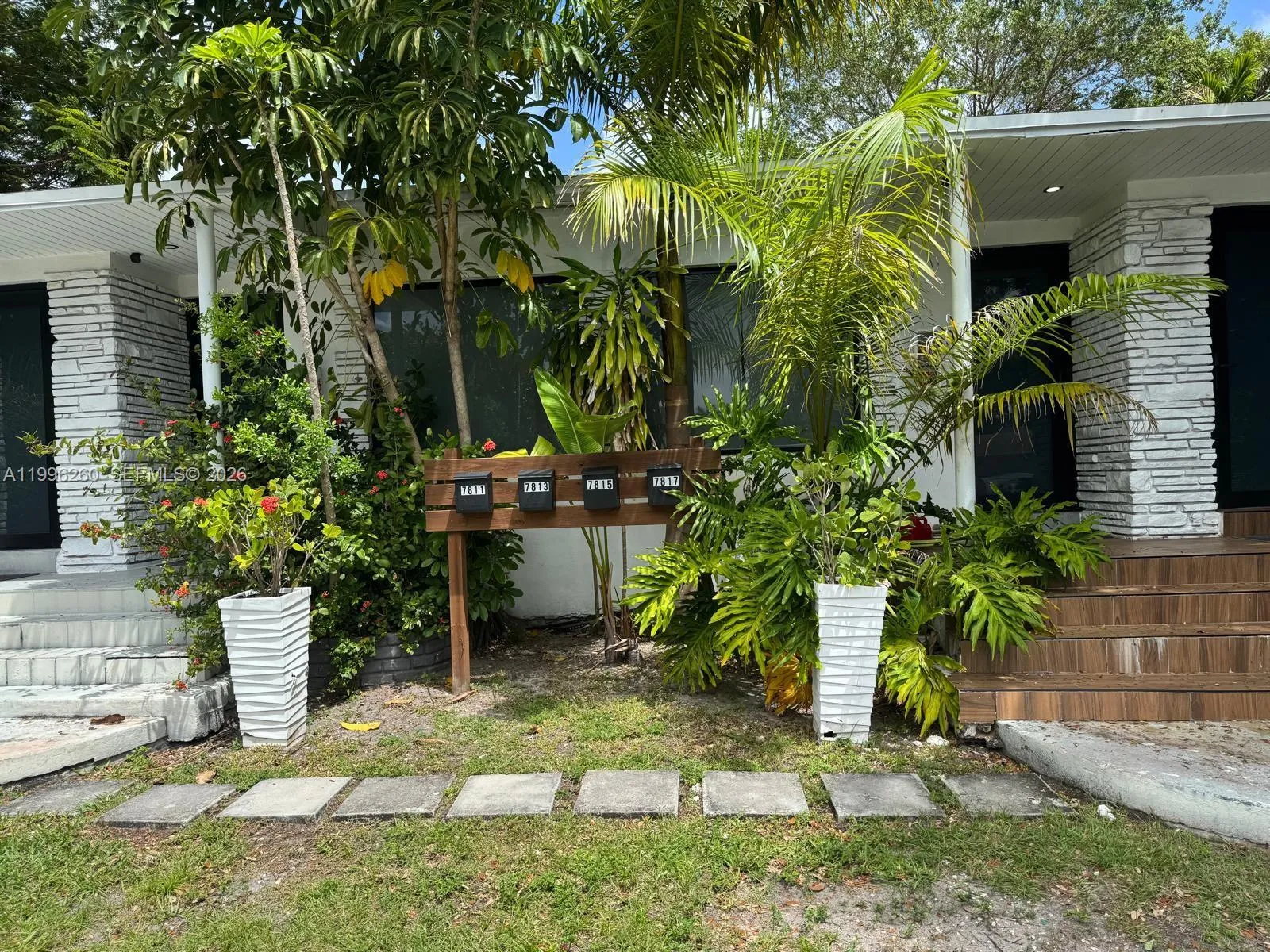 7811 NE 10th Ct, Miami FL 33138