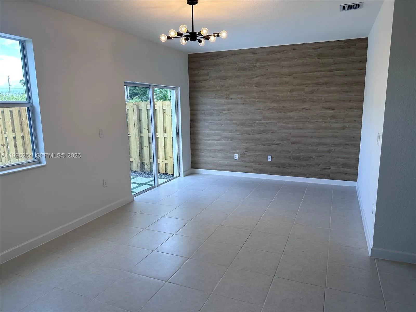 2671 SE 10th St # 0, Homestead FL 33035