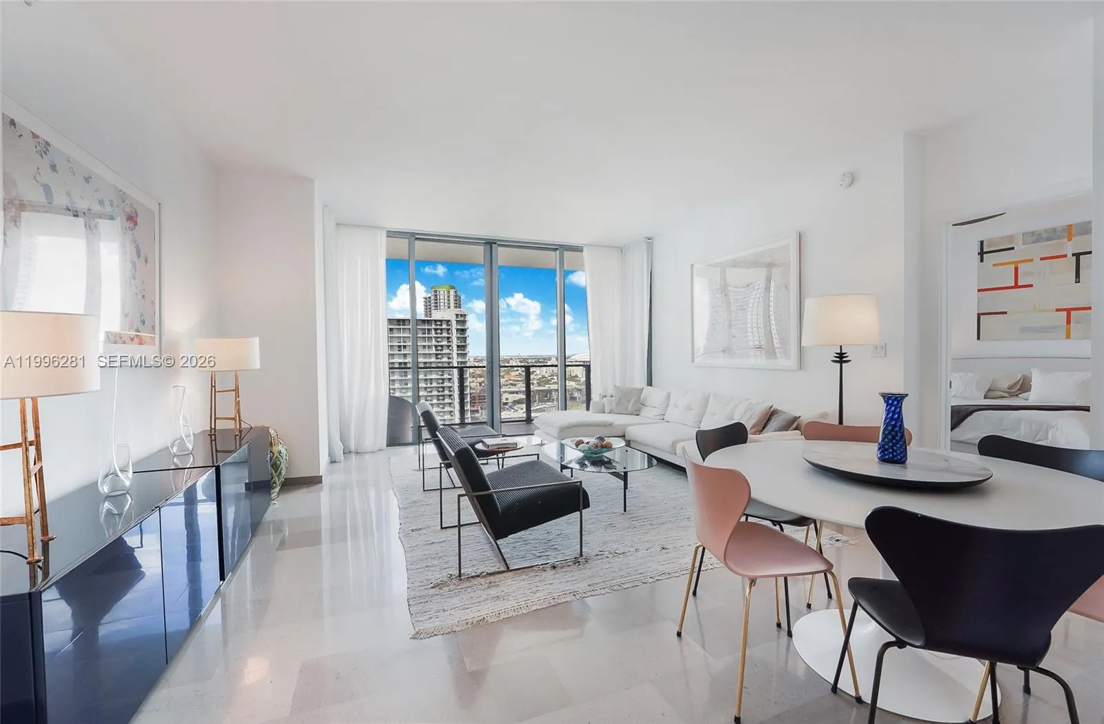 68 SE 6th St # 2104, Miami FL 33131