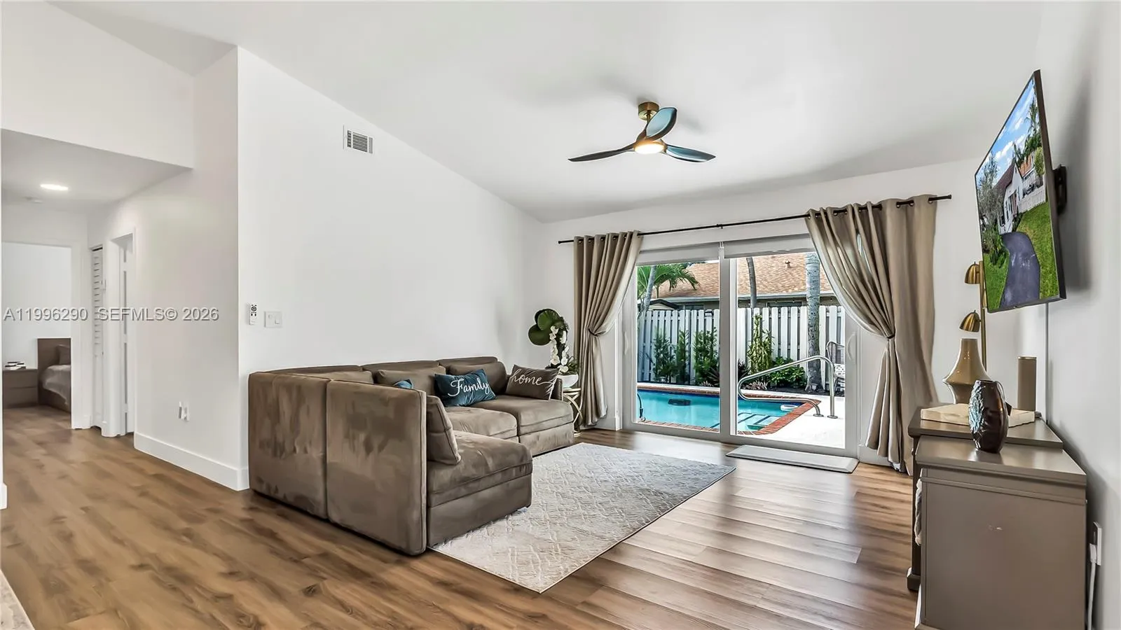 651 Shiloh Ter # 651, Davie FL 33325