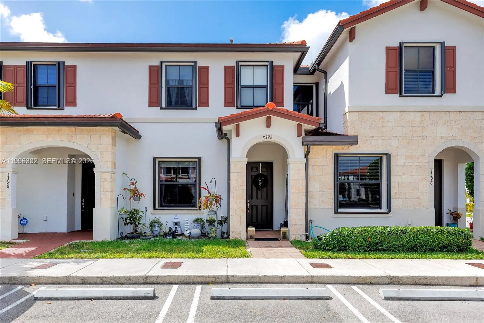 3392 W 105th Ter, Hialeah FL 33018