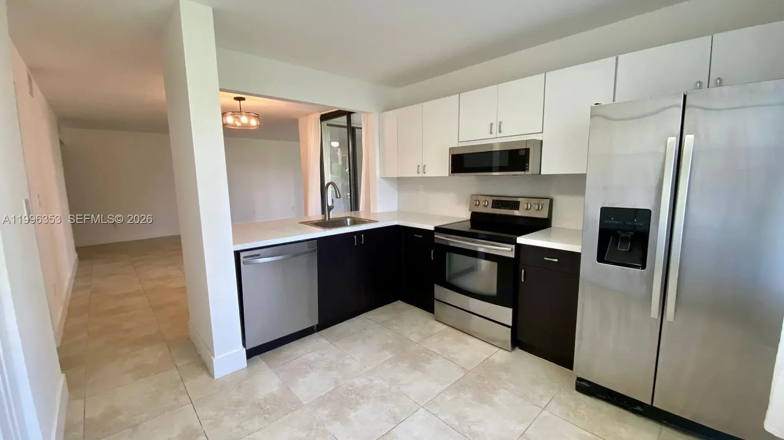 3552 Magellan Cir # 126, Aventura FL 33180