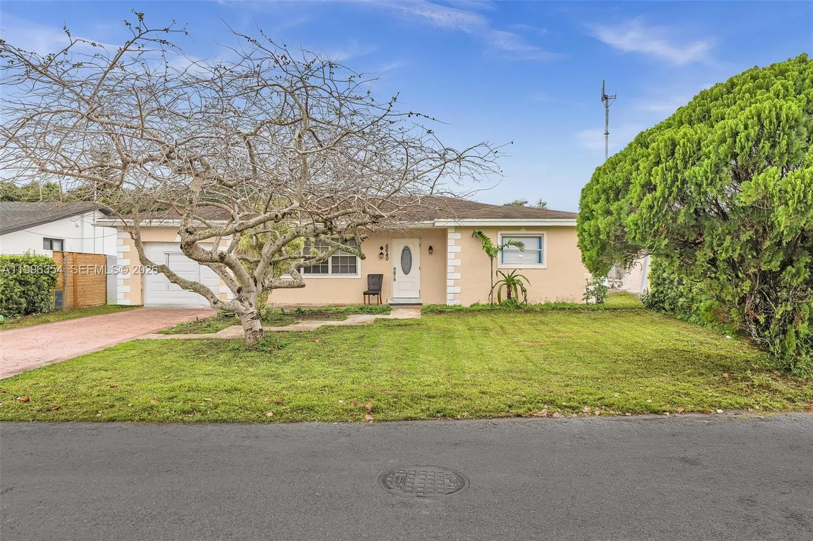 6640 Evergreen Dr, Miramar FL 33023