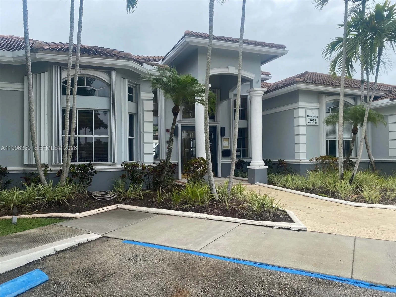 9645 NW 1st Ct # 106, Pembroke Pines FL 33024