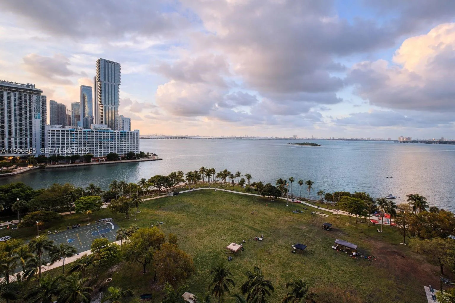 1900 N Bayshore Dr # 910, Miami FL 33132