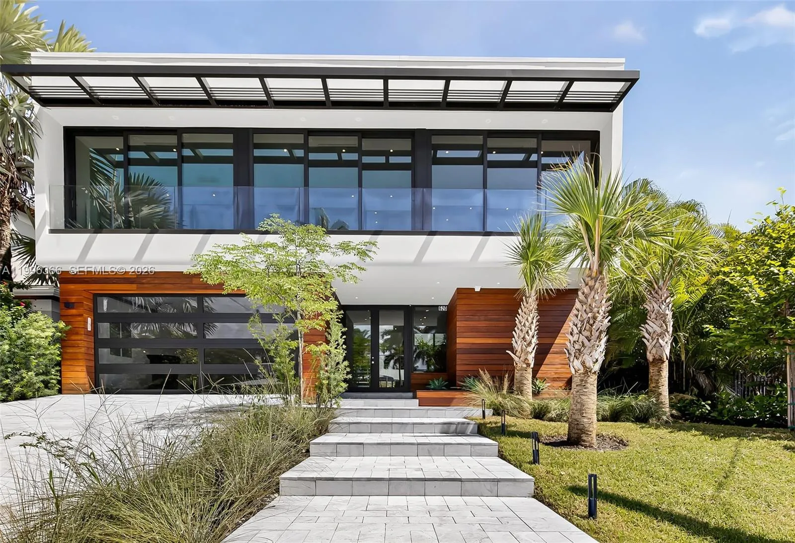 620 Solar Isle Dr, Fort Lauderdale FL 33301