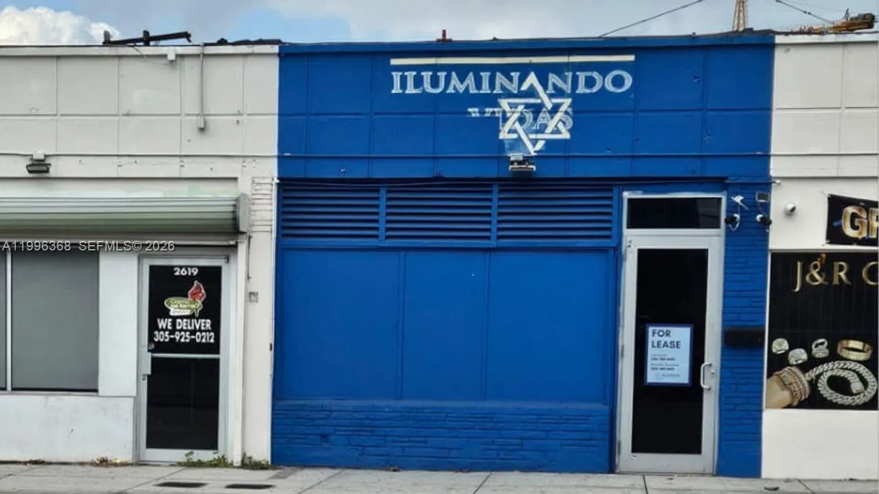2617 W Flagler St, Miami FL 33135