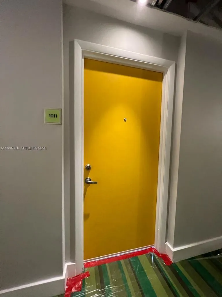 133 NE 2nd Ave # 1011, Miami FL 33132