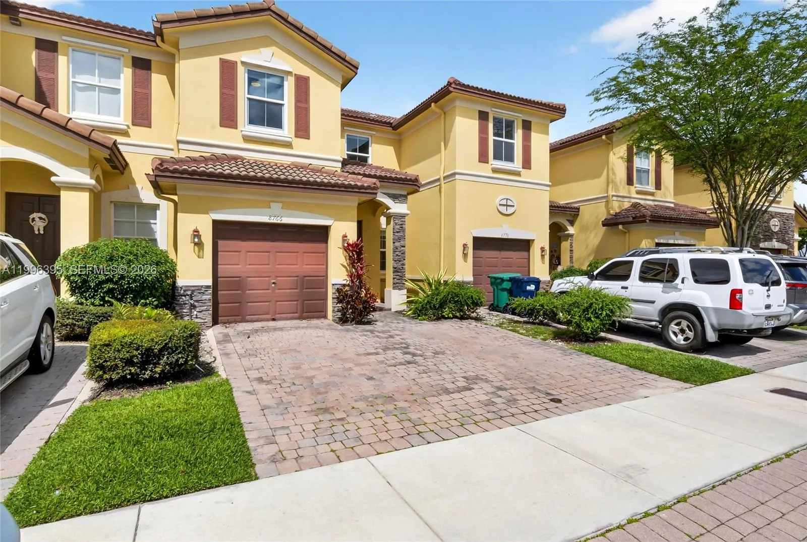 8766 NW 112th Path, Doral FL 33178