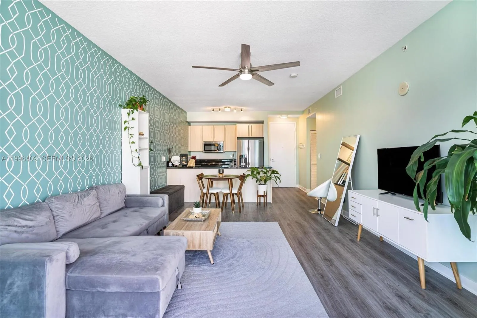 1111 SW 1st Ave, Miami FL 33130