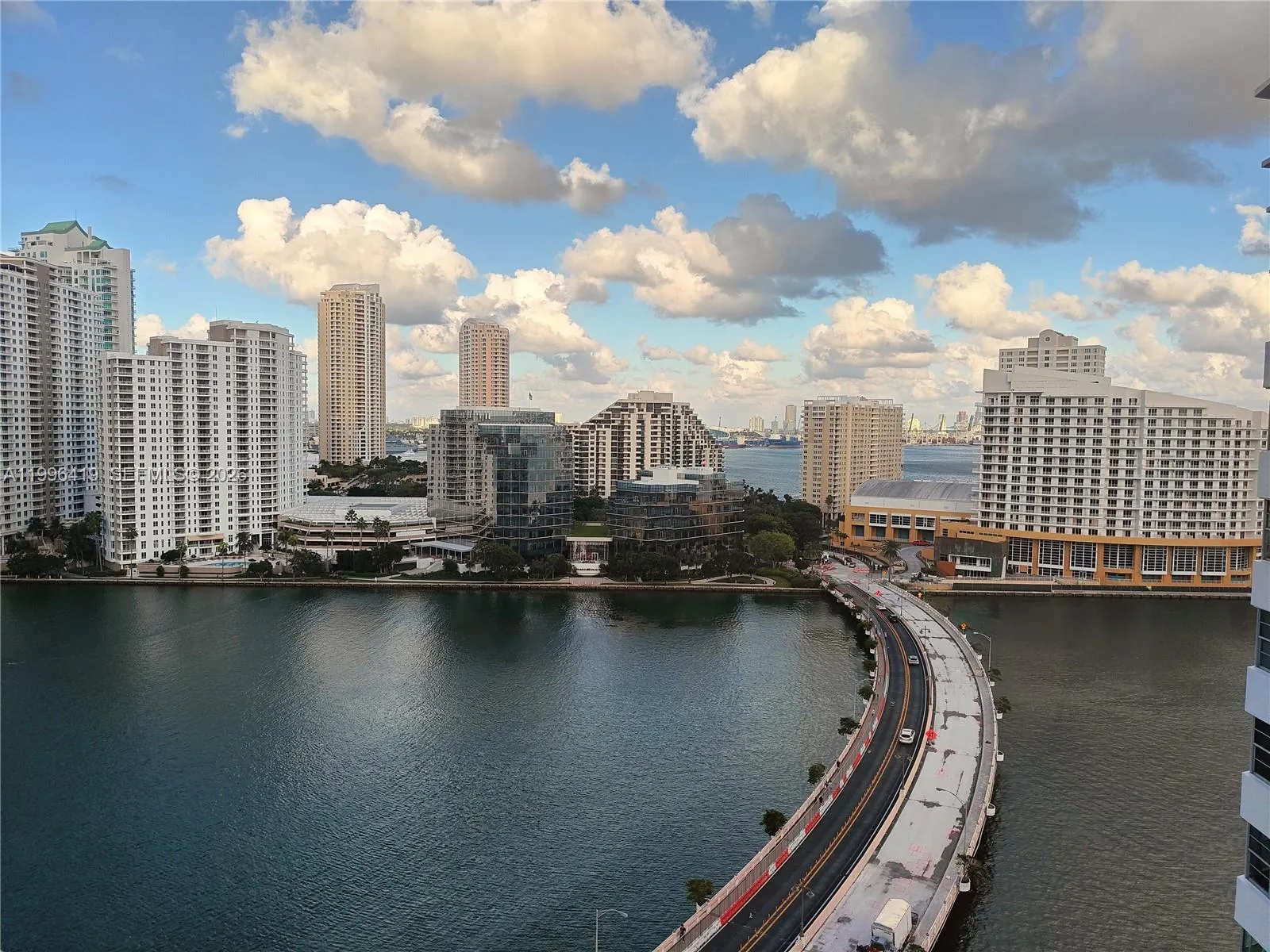 801 Brickell Bay Dr # 1961, Miami FL 33131