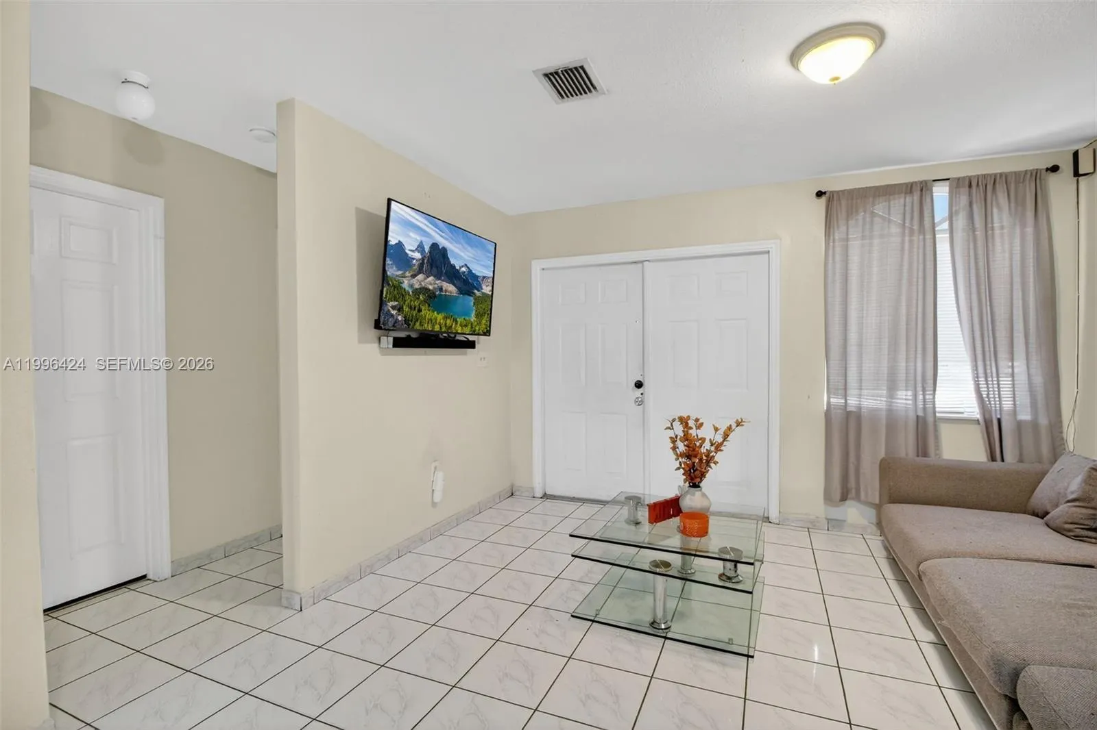 18615 NW 84th Pl # 1, Hialeah FL 33015