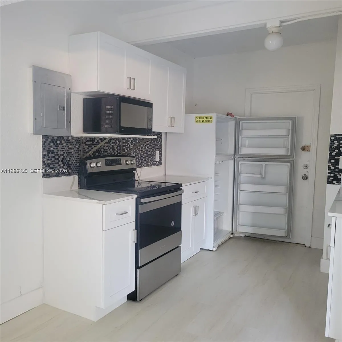 715 SW 6th St, Dania Beach FL 33004