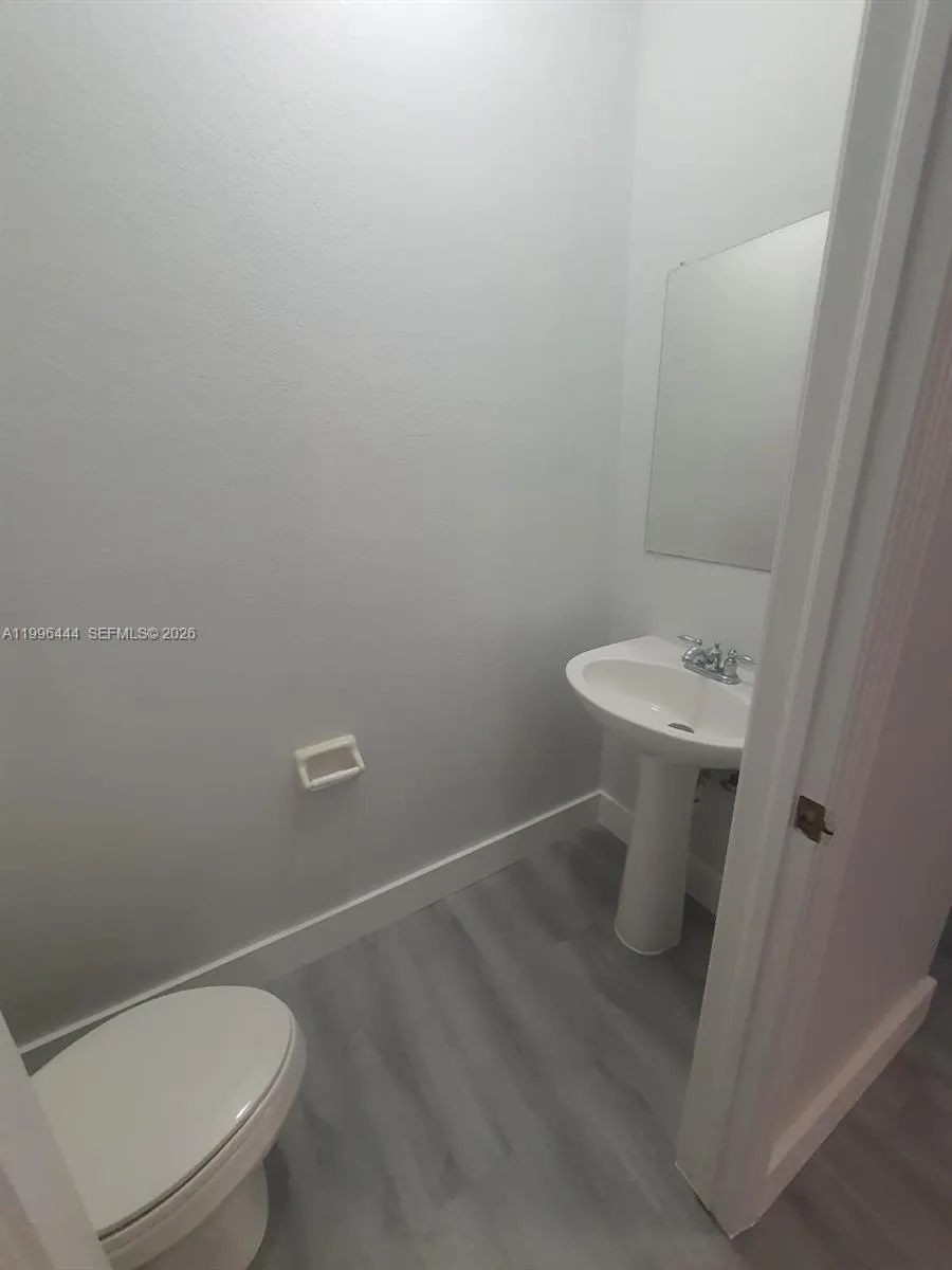 16648 SW 83rd Ln # 16648, Miami FL 33193