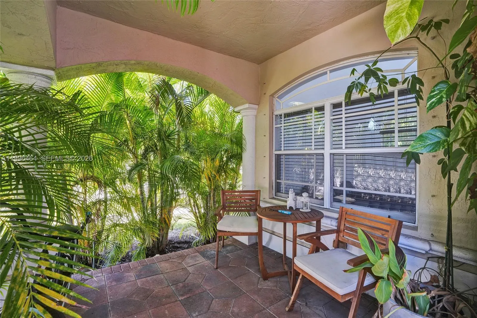 8987 SW 208th St, Cutler Bay FL 33189