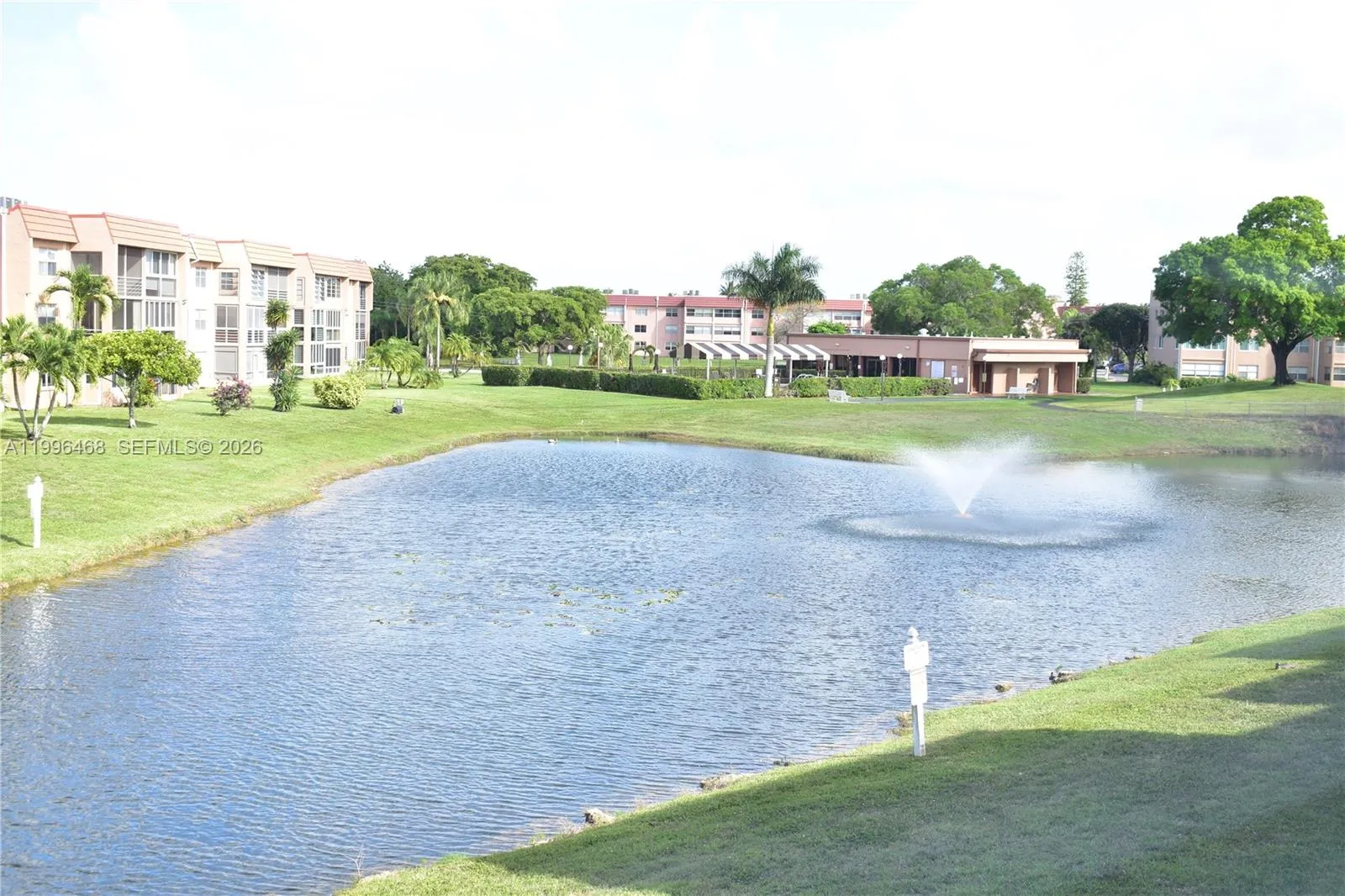 9881 Sunrise Lakes Blvd # 207, Sunrise FL 33322