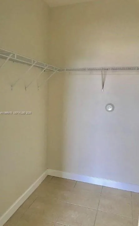 2731 SE 17th Ave # 201, Homestead FL 33035