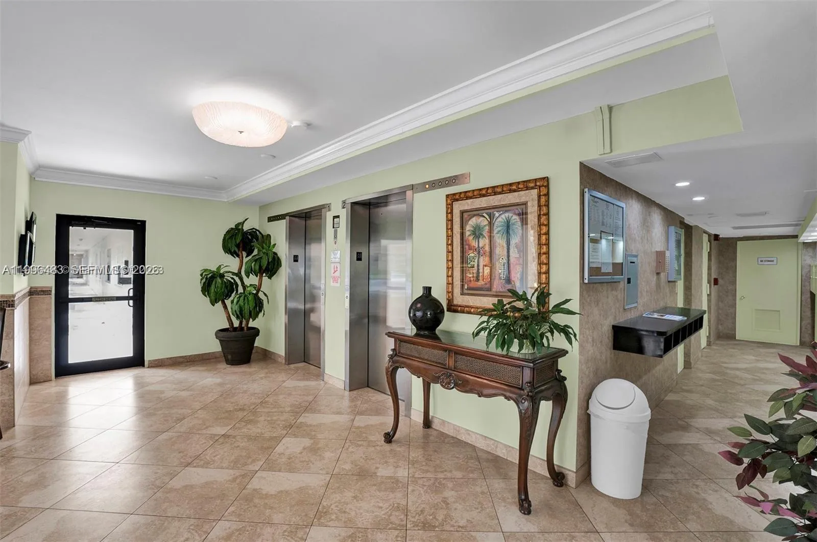 3970 Oaks Clubhouse Dr # 302, Pompano Beach FL 33069