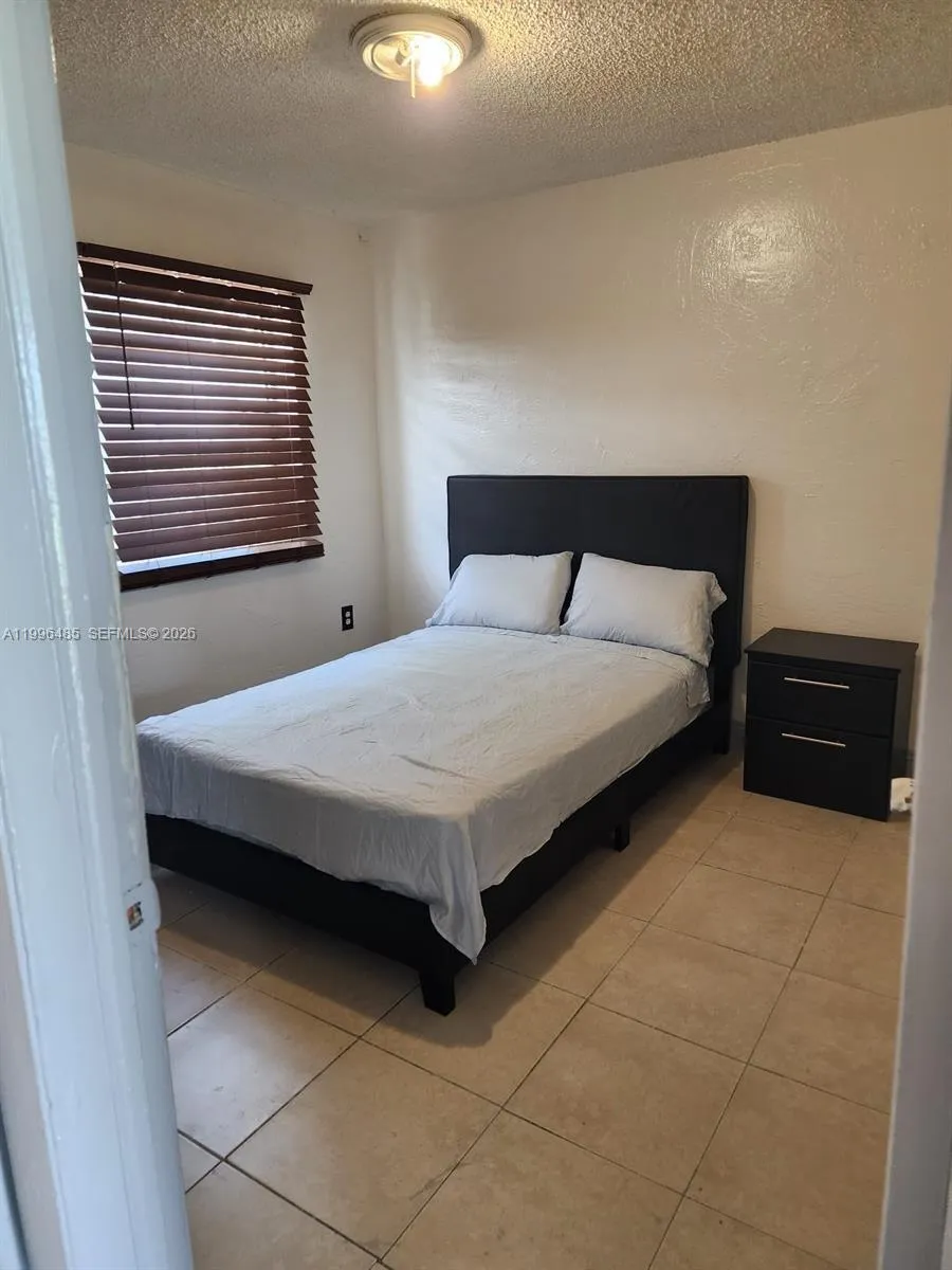 715 NW 7th Ave # 3, Hallandale Beach FL 33009