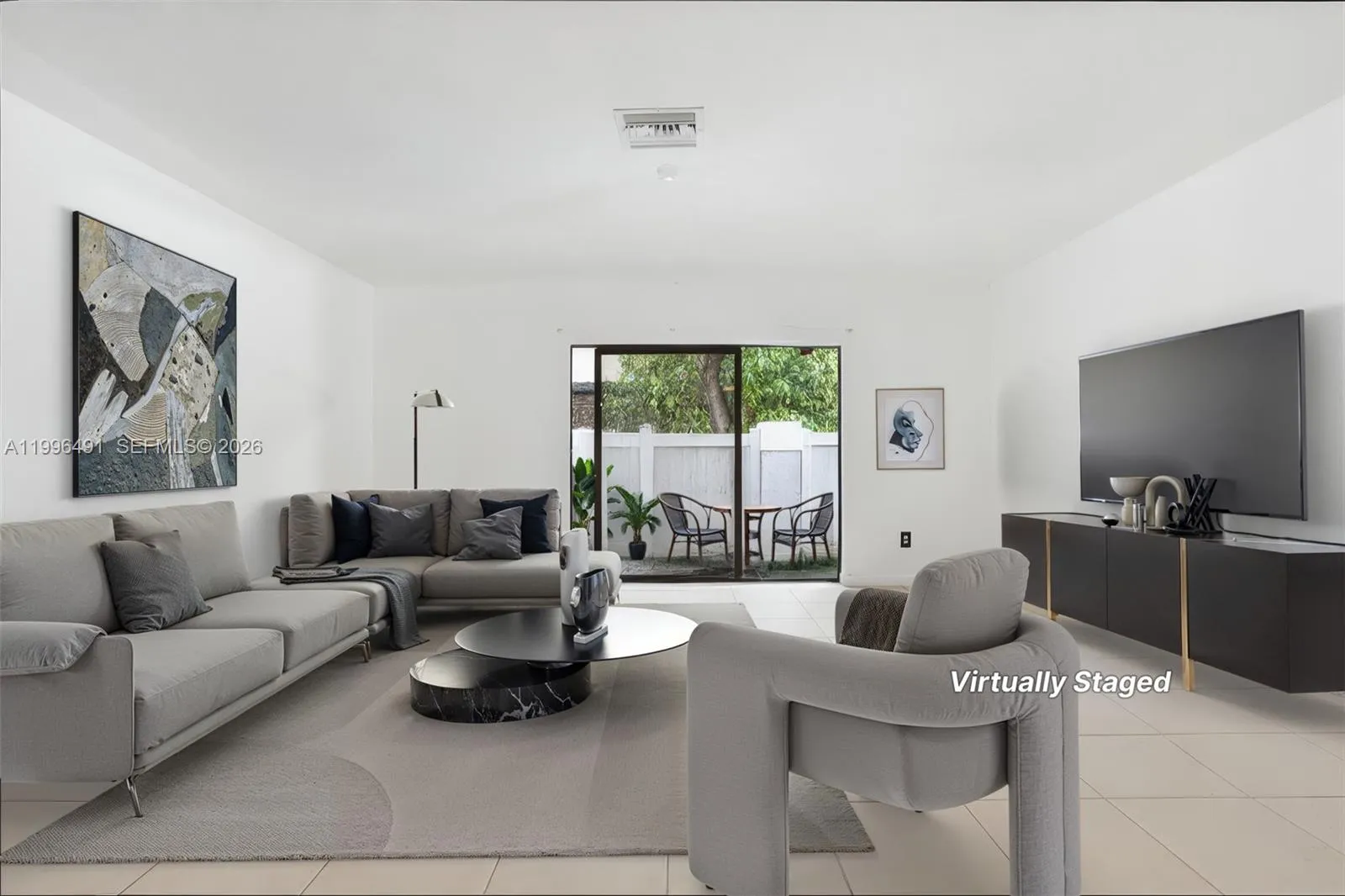 11719 NW 11th St, Pembroke Pines FL 33026