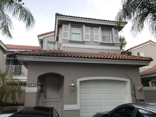 951 Doveplum Ct # 951, Hollywood FL 33019