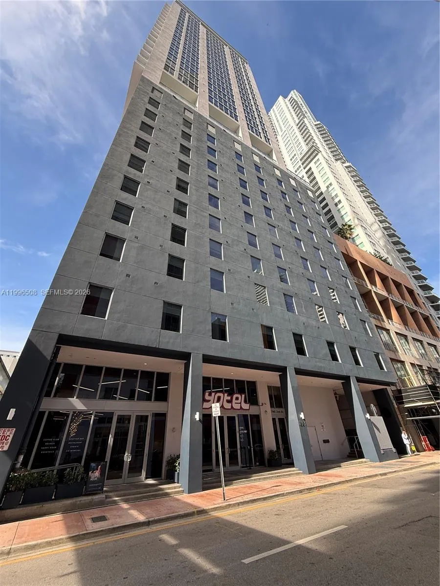 227 NE 2nd St # 2911, Miami FL 33132