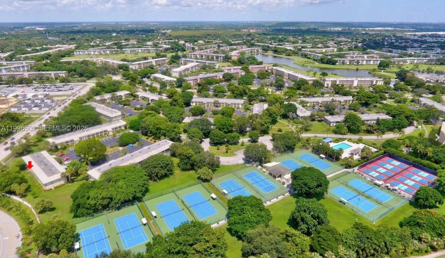 2703 Nassau Bnd # E2, Coconut Creek FL 33066