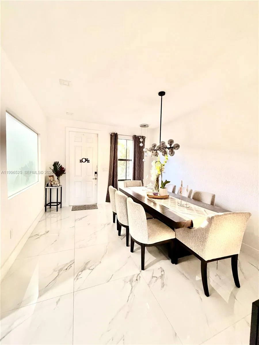 4237 SW 164th Path # 4237, Miami FL 33185