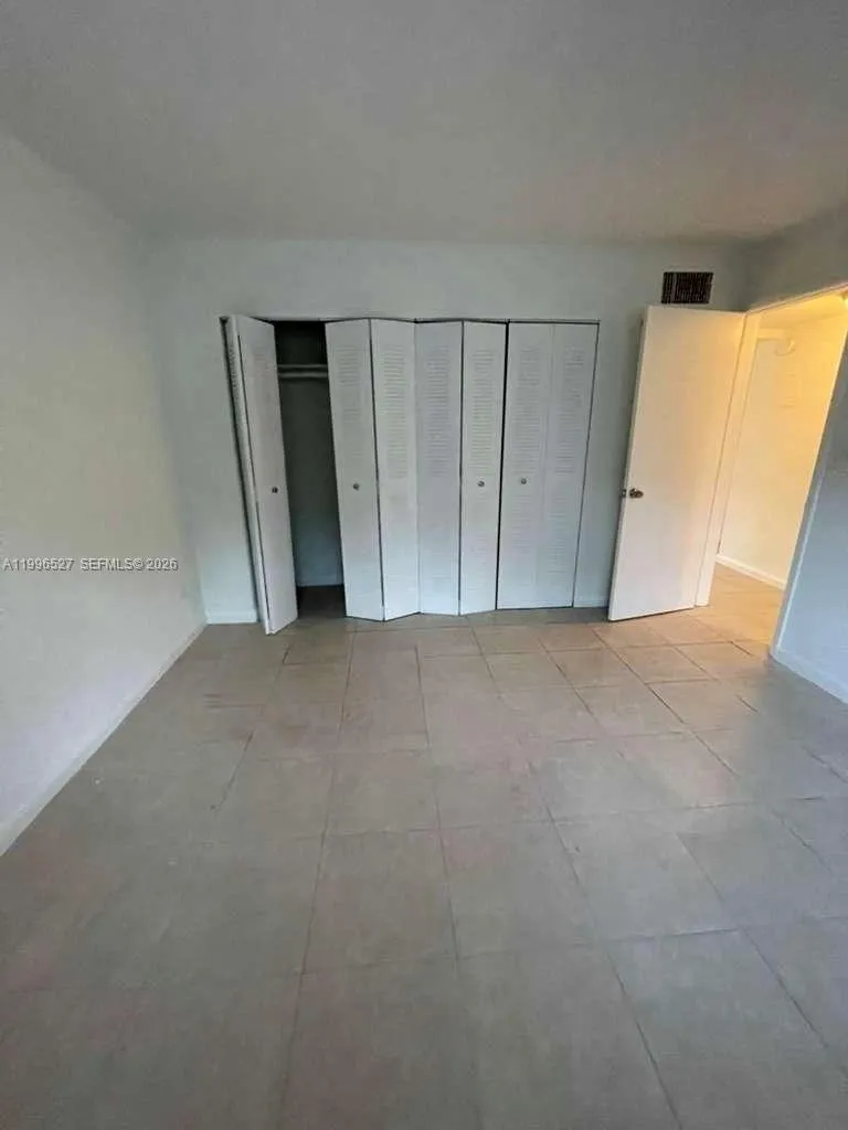 7101 SW 89th Ct # 102, Miami FL 33173