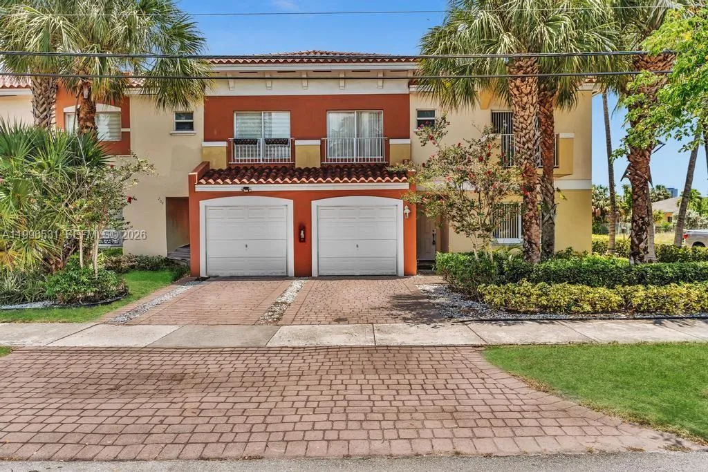 202 NW 14th Ave # 1, Fort Lauderdale FL 33311