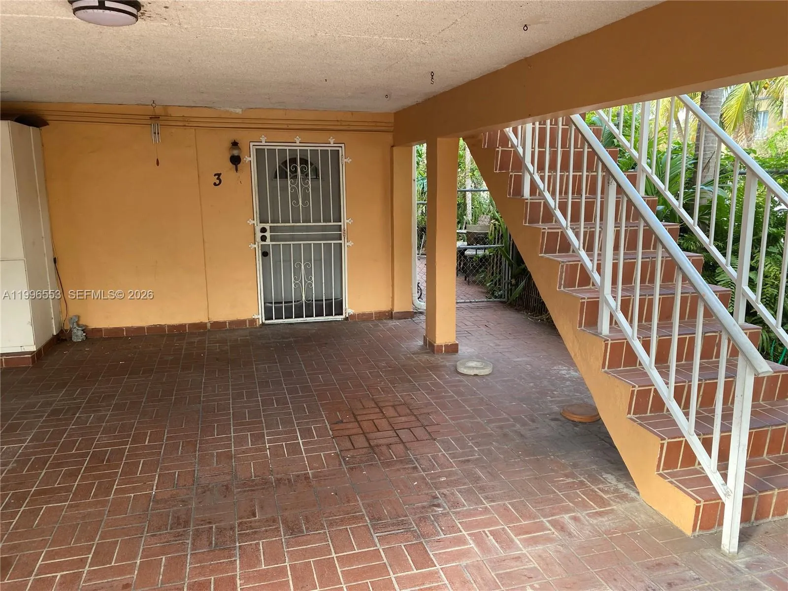 1051 SW 3rd St # 3, Miami FL 33130