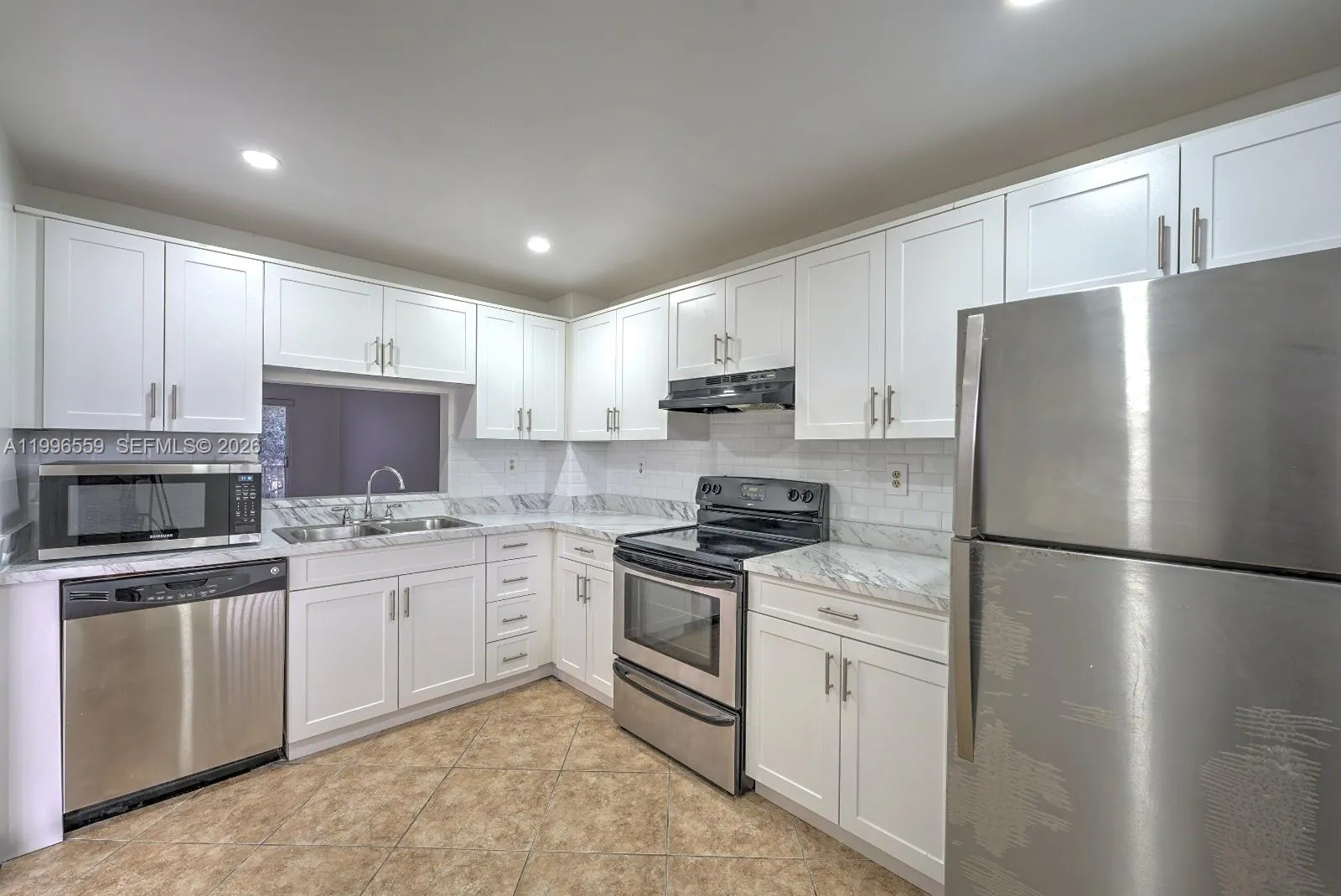 2 bedroom 2 bath for sale at 1200 NW 87th Ave # 410, Coral Springs FL 33071