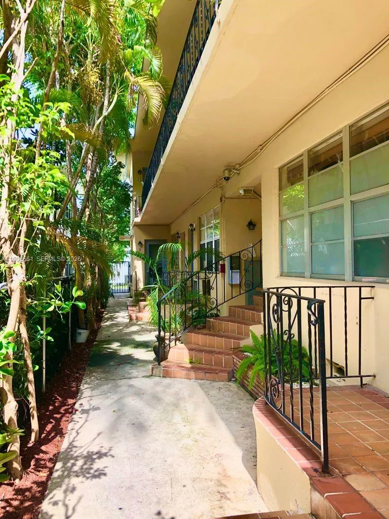 1325 Meridian Ave # 5, Miami Beach FL 33139