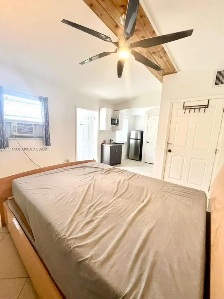 1815 NE 174 ST # 0, North Miami Beach FL 33162