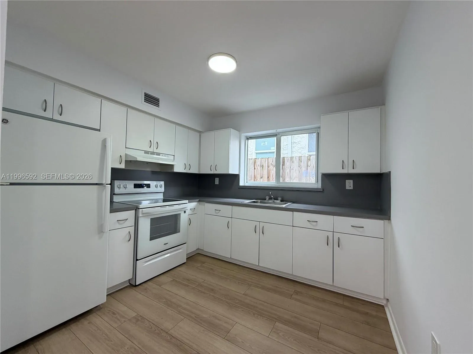 1460 SW 4th St # 2, Miami FL 33135