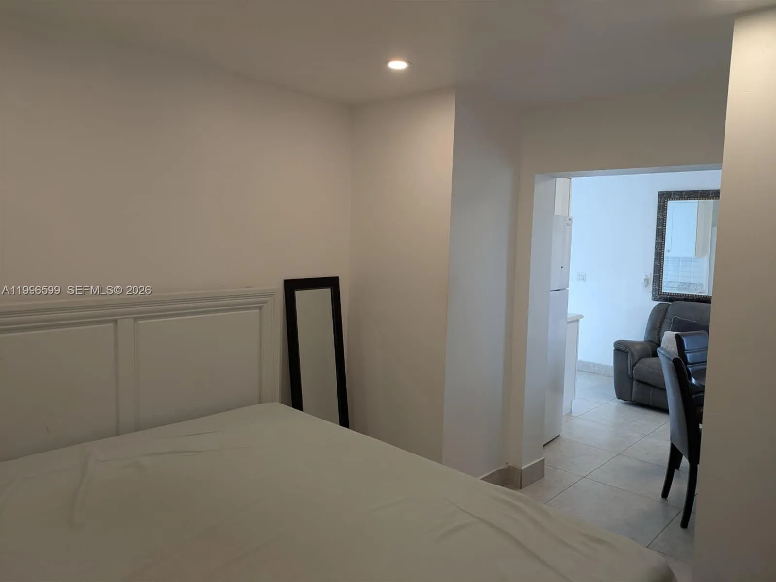 2116 Monroe Ter, Hollywood FL 33020