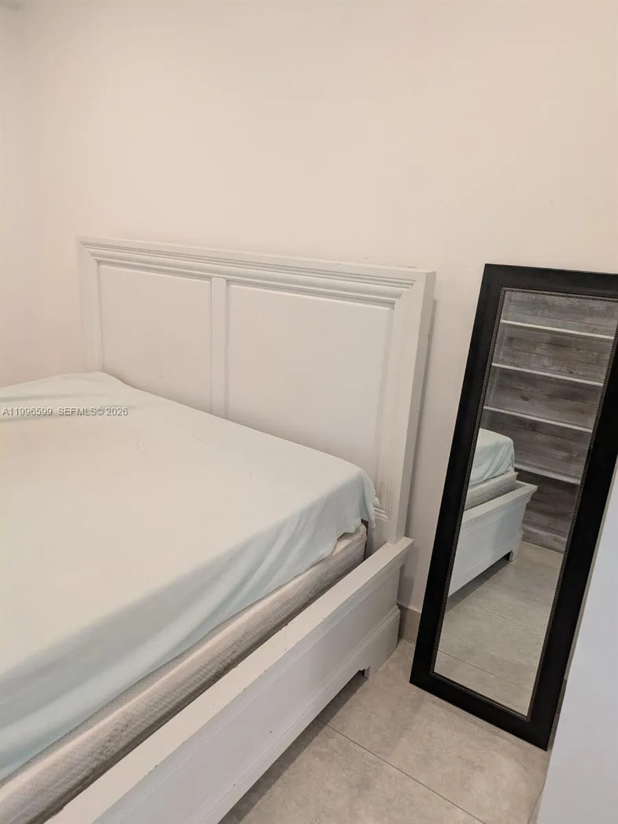 2116 Monroe Ter, Hollywood FL 33020