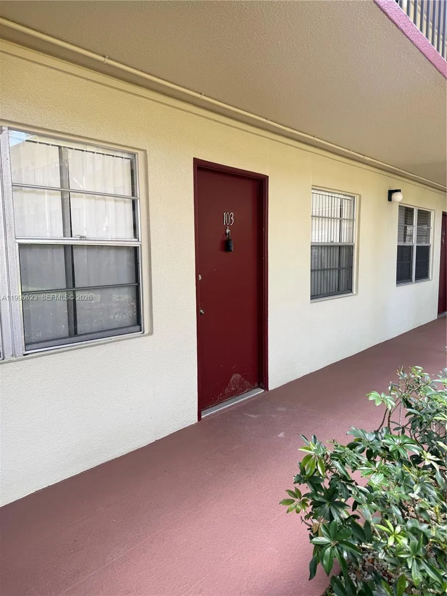 150 SW 134th Way # 103R, Pembroke Pines FL 33027