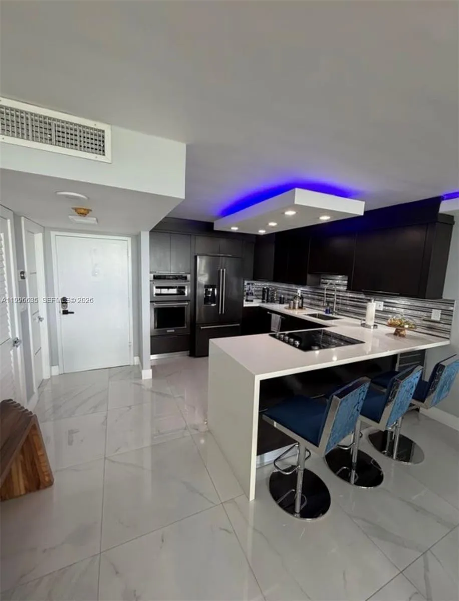 1420 Brickell Bay Dr # 702E, Miami FL 33131