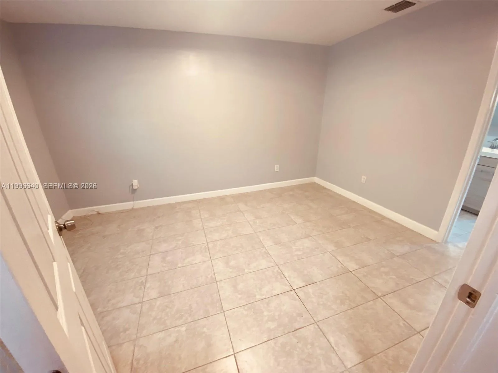 9890 Hammocks Blvd # 56, Miami FL 33196