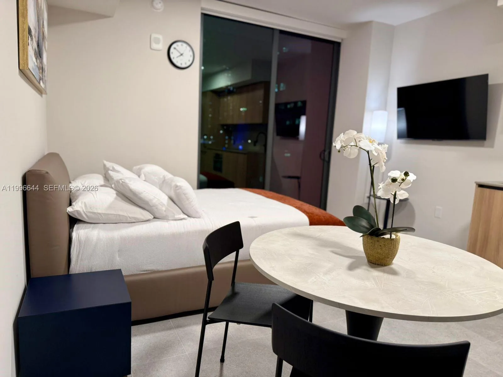 121 NE 5 St # 901B, Miami FL 33132