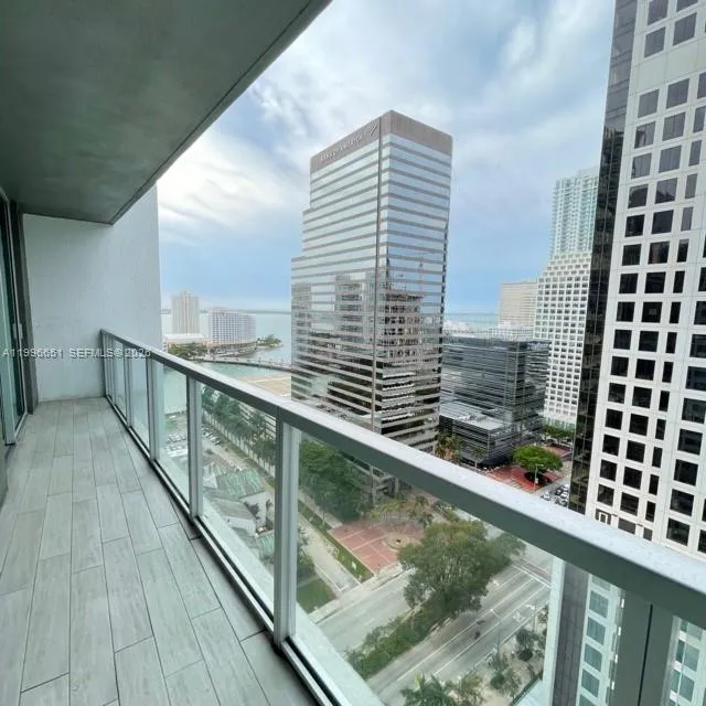 500 Brickell Ave # 2506, Miami FL 33131