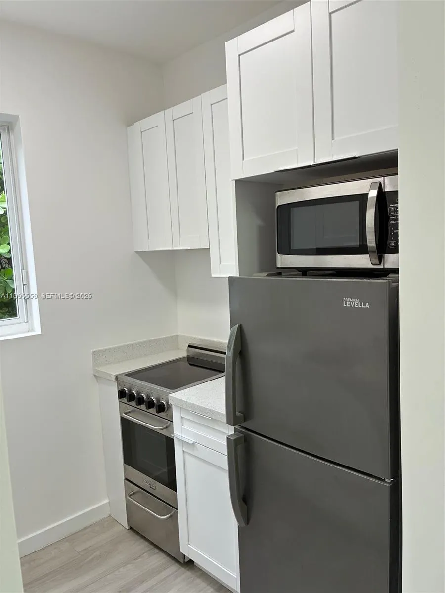 2352 SW 5th St # 2, Miami FL 33135