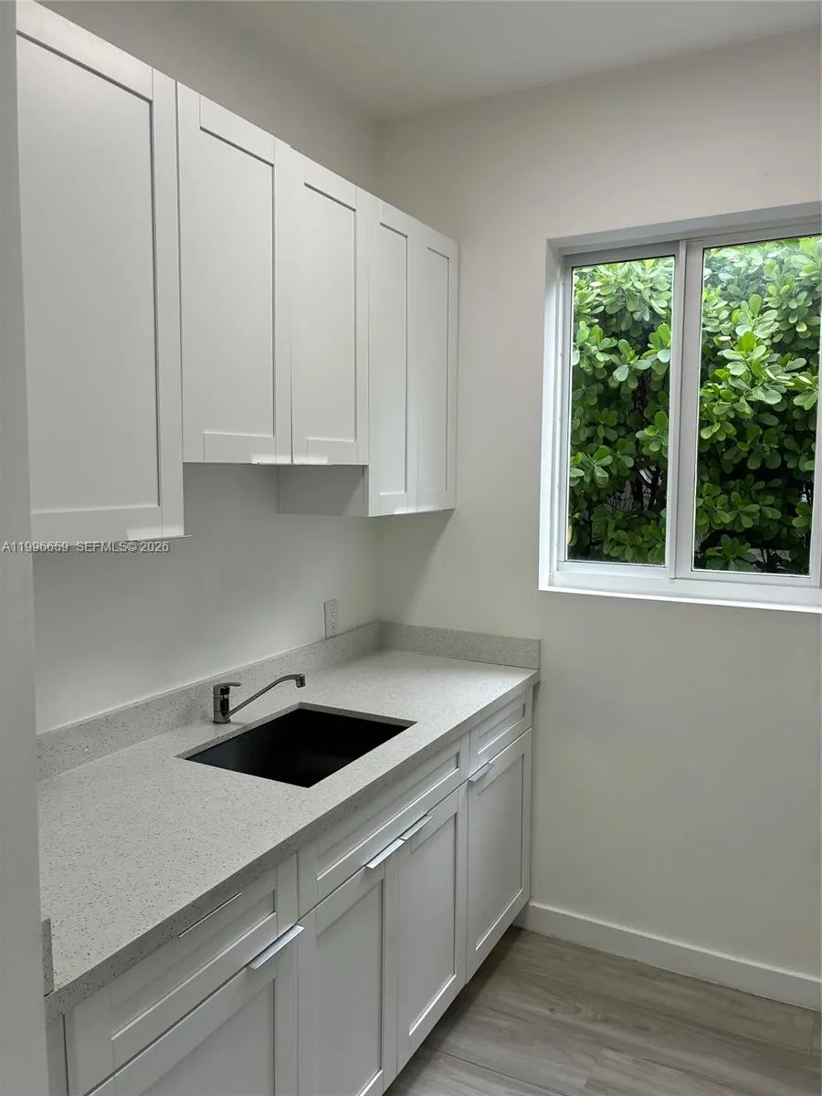 2352 SW 5th St # 2, Miami FL 33135