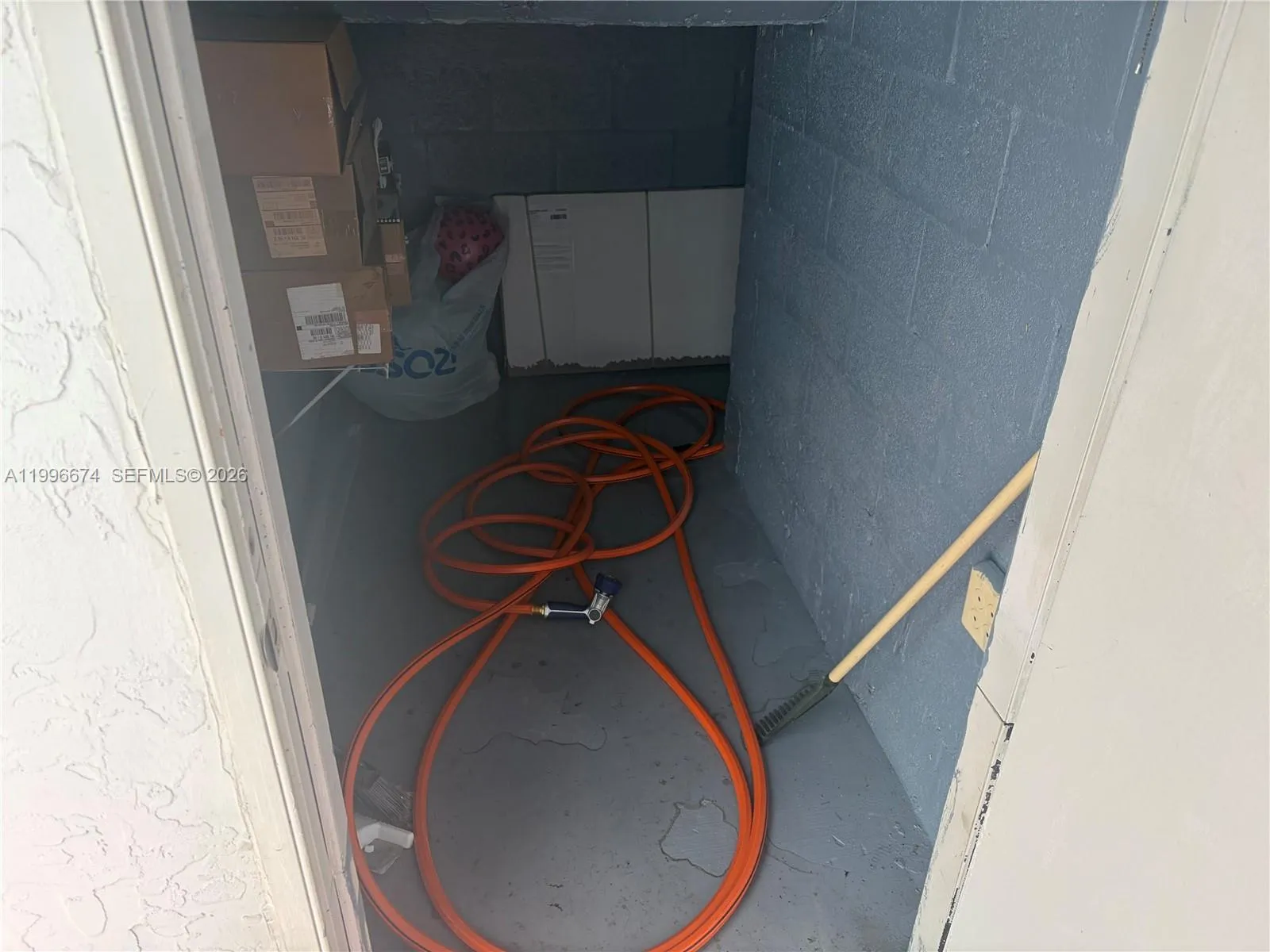 11992 NW 11th St # 11992, Pembroke Pines FL 33026